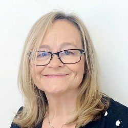 Sarah Robson-Burrell, Senior Tutor at ƽһФͼ Sheffield campus